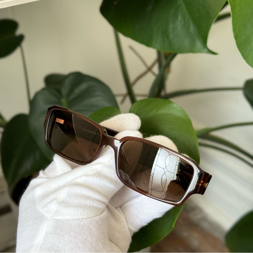Chanel Square Frame Sunglasses - Picture 9 of 10